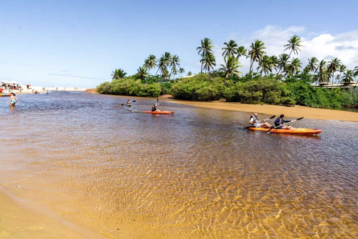 Praia de Imbassaí Bahia O Que Fazer Onde Ficar Onde Comer