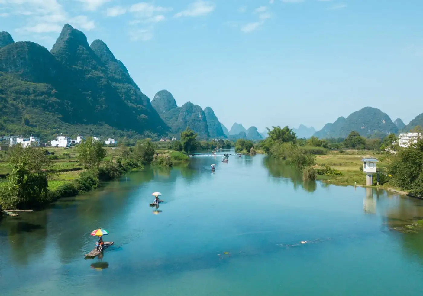 Passeio de Jangada no Rio Yulong