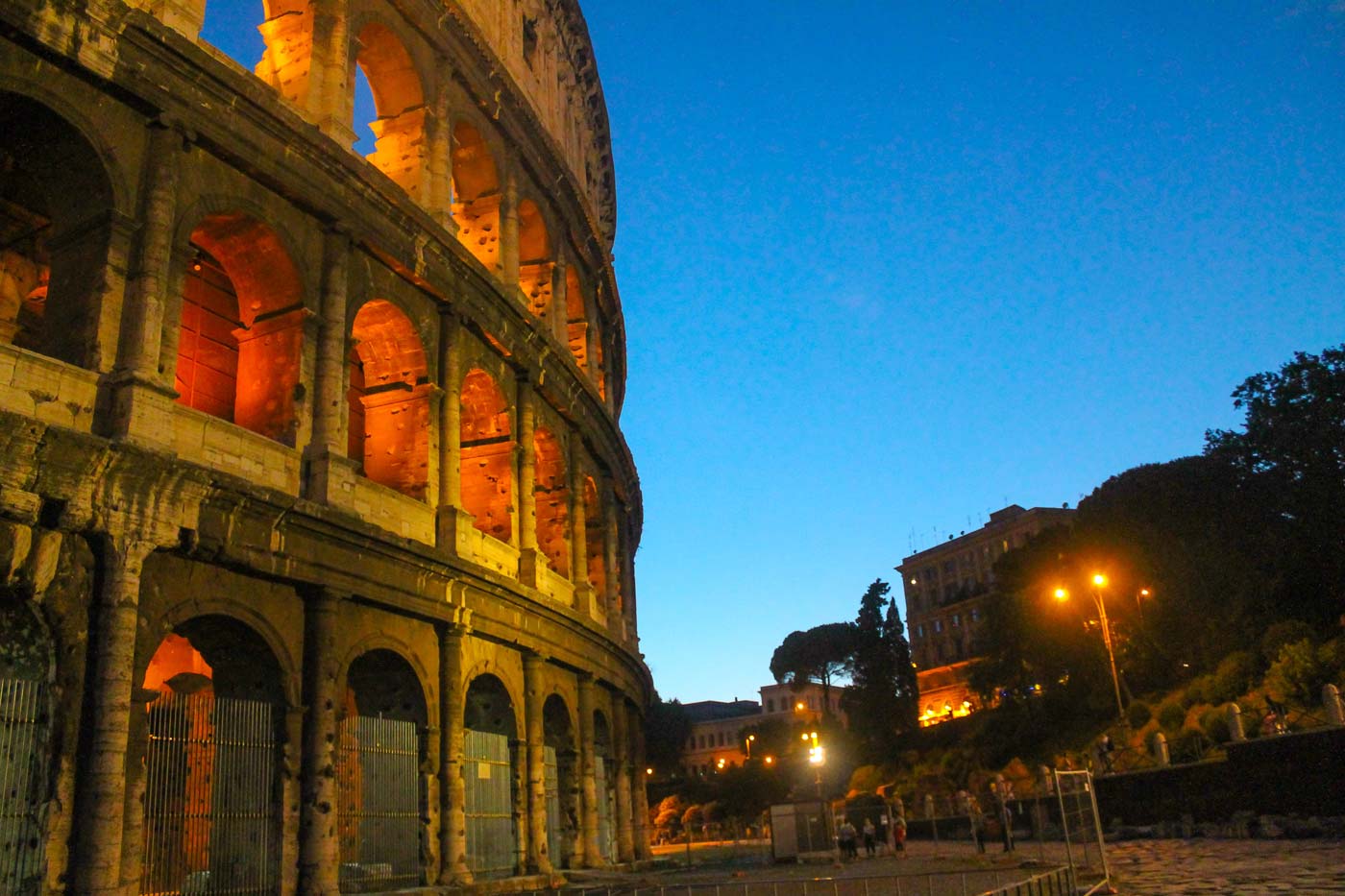 Coliseu de Roma à noite