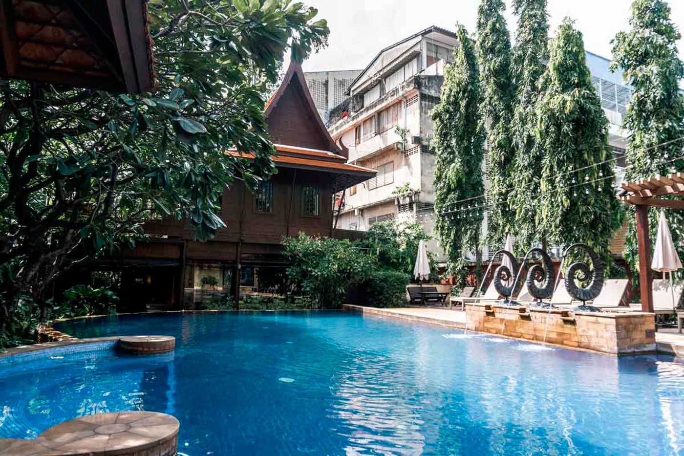 Piscina do Hotel The Rose Residence Bangkok